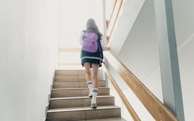 Škola mezi tradicí a potřebami dnešní doby